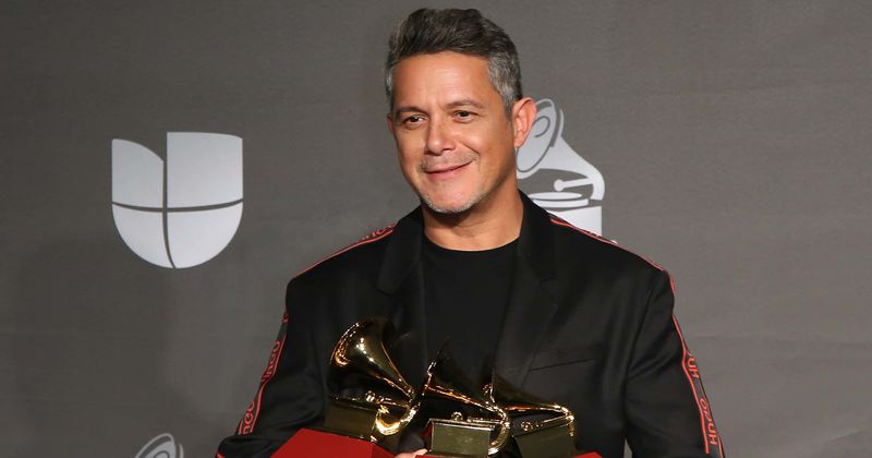 Alejandro Sanz Celebra Una Fiesta Privada En La Apertura De Los Latin