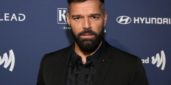 Sobrino de Ricky Martin lo contrademanda por 10 millones de dólares