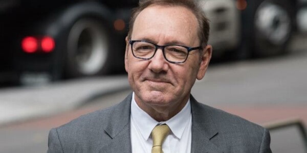 Las acusaciones de la fiscalía y el testimonio de Elton John en el juicio a Kevin Spacey por abuso sexual