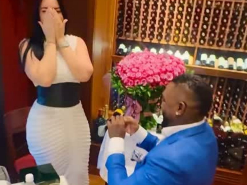 David Ortíz propuso matrimonio a Yeribel Martínez